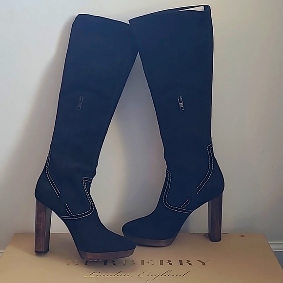 Burberry black stretch suede size 8.5 high heel boots - Picture 1 of 11